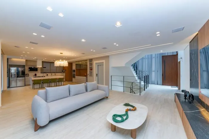 Casa à Venda - Estoril , 6 Quartos, 680 m2