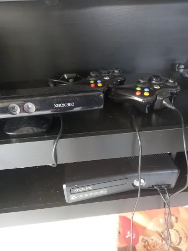 Xbox 360 muito conservado barato 70 jogos