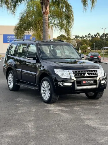 Mitsubishi Pajero HPE Full 3.2 4X4 T.i.dies. 5P AUT 2018