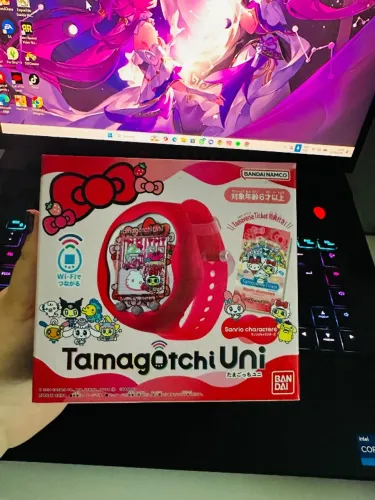 Tamagotchi uni Sanrio - novo e lacrado!