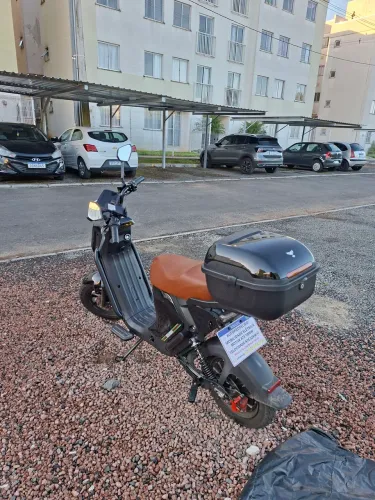 Scooter Eletrica - Ultra Moove Storm