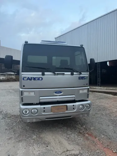 Ford cargo 815