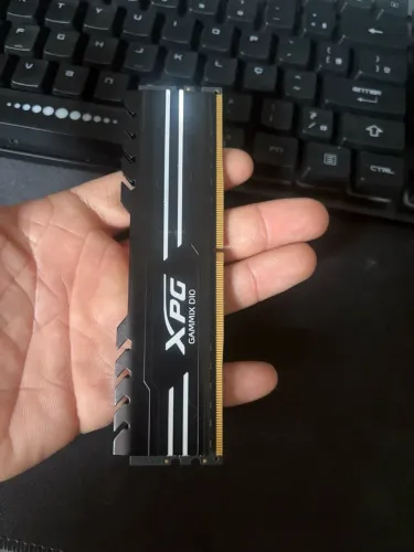 Vendo memória DDR4 XPG