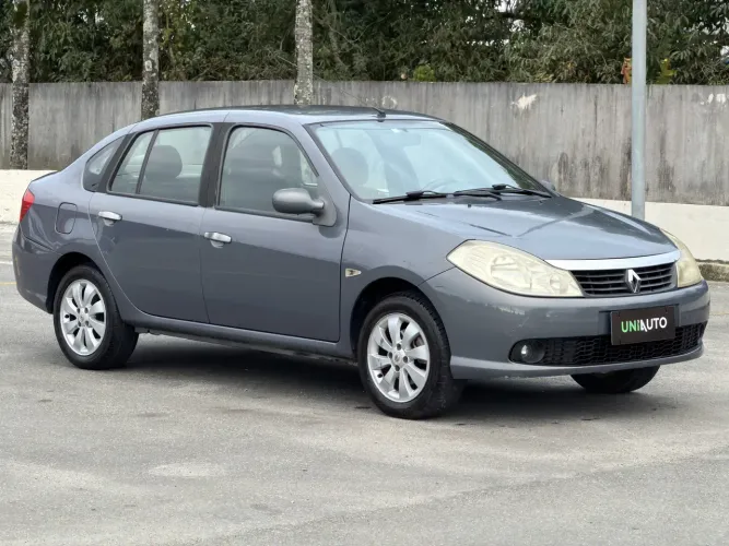 Renault Symbol Privilège Hi-flex 1.6 16V 4P 2010
