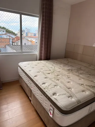 Cama gigante! King Size completa super intacta e boa