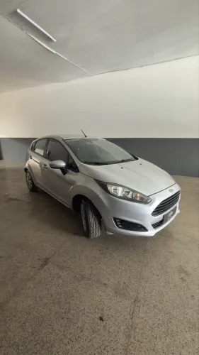 Ford Fiesta 1.5 16V Flex Mec. 5P 2015