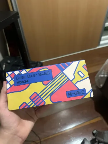 Multi-efeitos / Placa de Som Cube Baby (Baixo) - Nova, Nunca Usada!