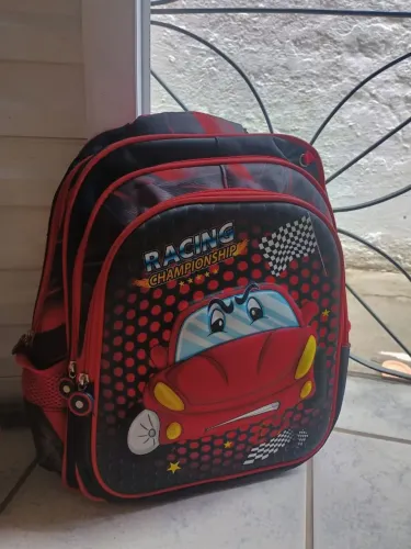 Vende-se kit bolsa infantil semi nova em perfeito estado