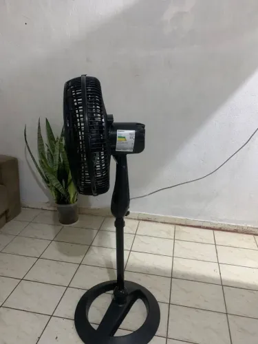 VENTILADOR DE PÉ
