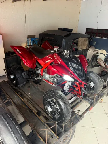 Yamaha raptor 700r