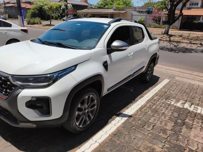 Fiat Strada Ultra 1.0 Flex Turbo CD Aut. 2025