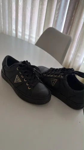 Tênis GUESS ORIGINAL EUA - infantil TAM 34/35