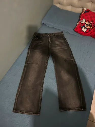 Calça flare preta