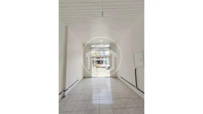 Salão Comercial para Alugar no Jardim Bonfiglioli - 30m² | 1 Banheiro | Depósito