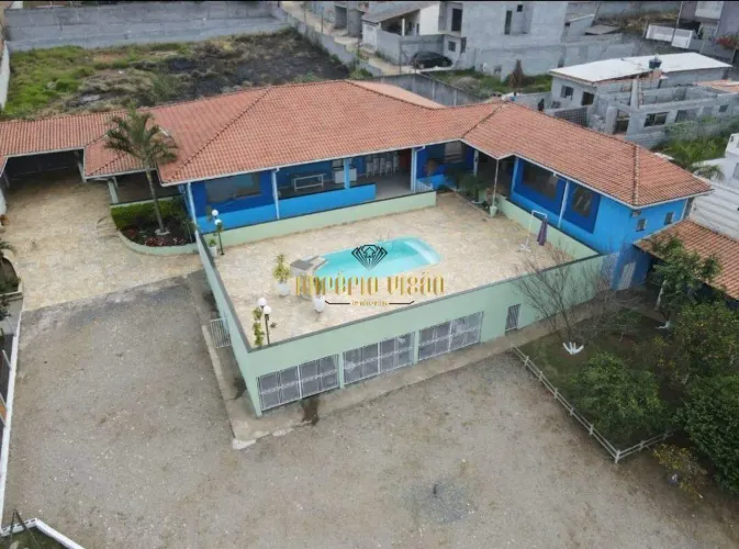 Chácara com 4 dormitórios sendo 2 Suítes para Venda em Jundiapeba - Mogi das Cruzes/SP