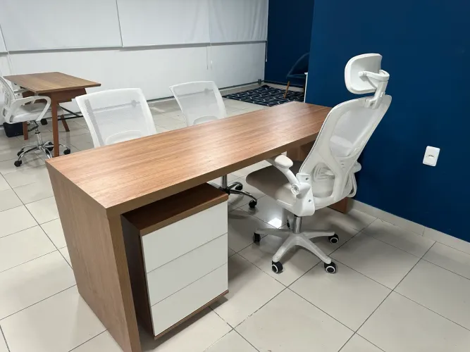 Título do anúncio Mesa Office 1,80m com Gaveteiro 3 Gavetas - Abracasa 