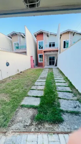Casa duplex no Eusébio 