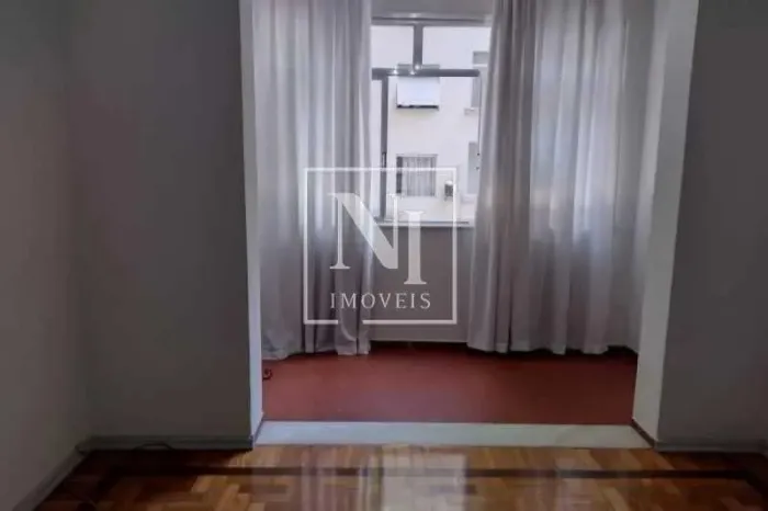 APARTAMENTO 2 QUARTOS NO BAIRRO DE COPACABANA