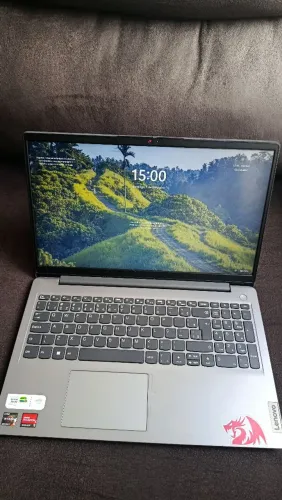 Notebook Lenovo Ideapad 3 - 8Gb 256Gb SSD Tela de 15,6'" Prateado