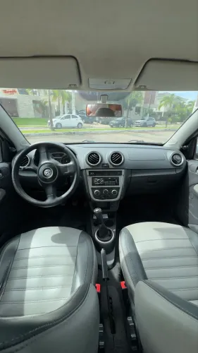 Volkswagen Voyage Trend 1.6 MI Total Flex 8V 4P 2011