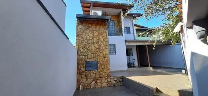 Casa à venda em Campinas, Parque Jambeiro, com 3 quartos
