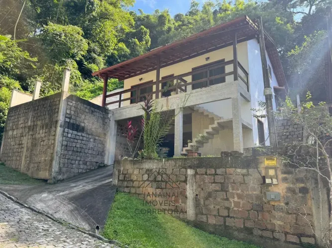 Casa nova em condomínio de alto padrão em Guapimirim  OPORTUNIDADE!