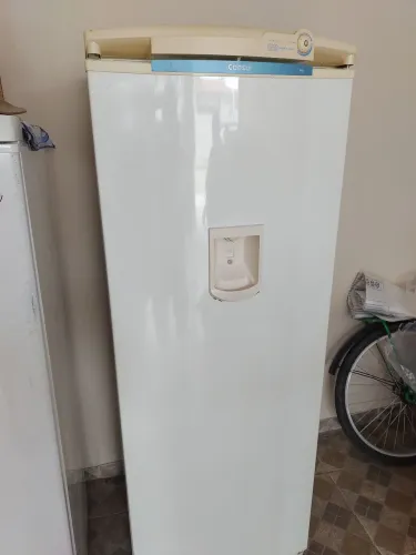 Vende-se geladeira usada 380 litros