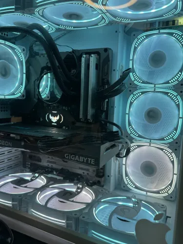 VENDE-SE PC GAMER. PEGO IPHONE NO NEGÓCIO