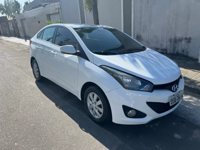 Hyundai HB20S C.plus/c.style1.0 Flex 12V Mec. 4P 2014