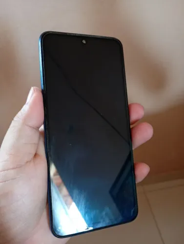 Redmi xiomi 11 (bateria inchada) funcionando perfeitamente o resto do celular