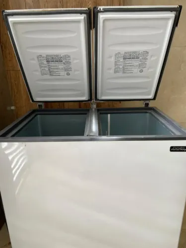 FREEZER HORIZONTAL ESMALTEC ECH350 303L BRANCO 220V