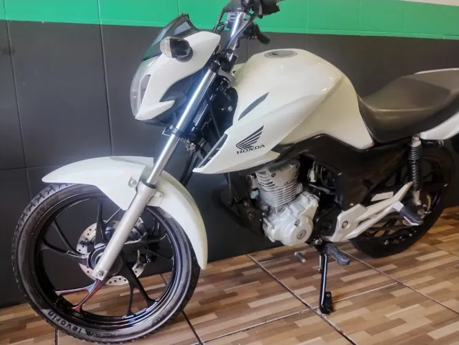 CG 160 CARGO ANO 2023 LINDA MOTO 18 x $ 755, ( cartão ) entrada $ 7.500,00