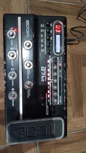 Vendo pedaleira zoom g7 1ut valvulada