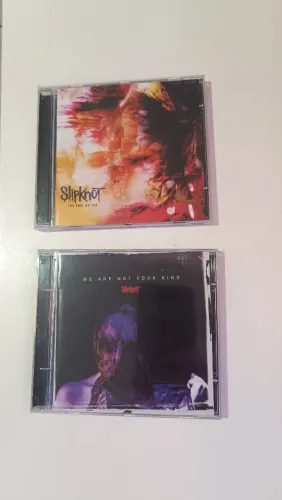 2 Cds originais Slipknot - We are not Your Kind e The End...So far