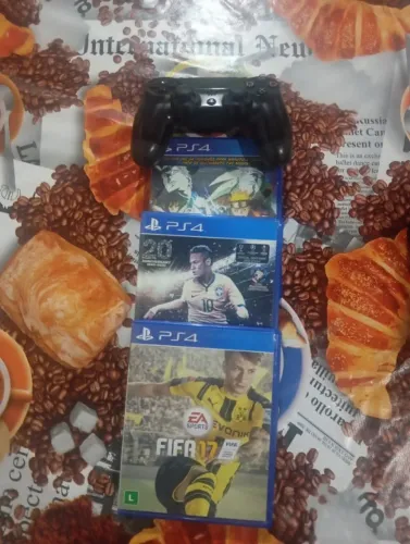PlayStation 4 slim