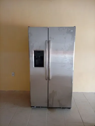 Geladeira GE 643L