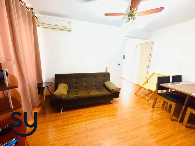 Apartamento mobiliado com 1 dormitório e sacada no Centro Histórico para Locação