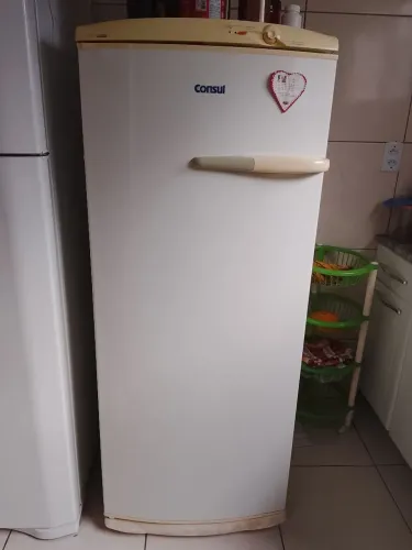 Freezer vertical consul. FUNCIONANDO PERFEITAMENTE