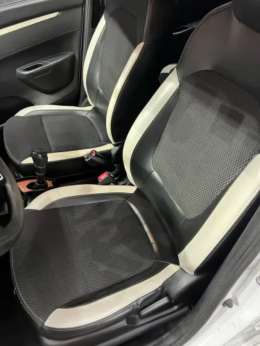 Renault Kwid Intense 1.0 Flex 12V 5P Mec. 2022