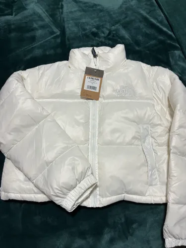 Jaqueta The North Face Nuptse 700 cropped tam P