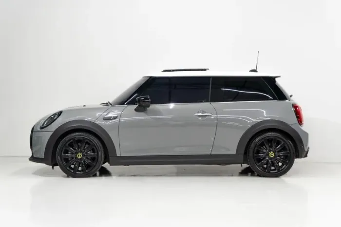 Mini Cooper SE Exclusive 3P (elétrico) 2022