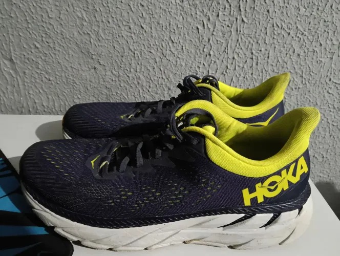 Tênis para corrida HOKA N°42