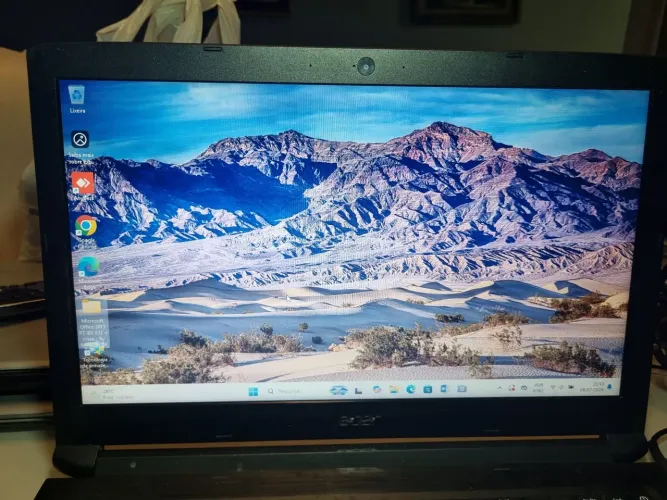 Notebook Acer Aspire i3 8GB de memória NVME256GB +1HD de 500Gb. Tela 15,6. Bateria nova 