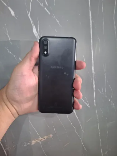Vendo Samsung a01 todo original 