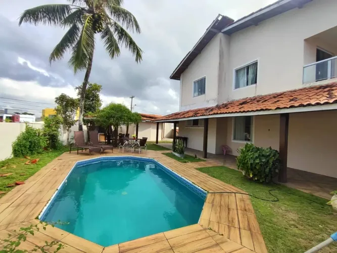 Casa com piscina em Alameda à venda em Vilas do Atlântico