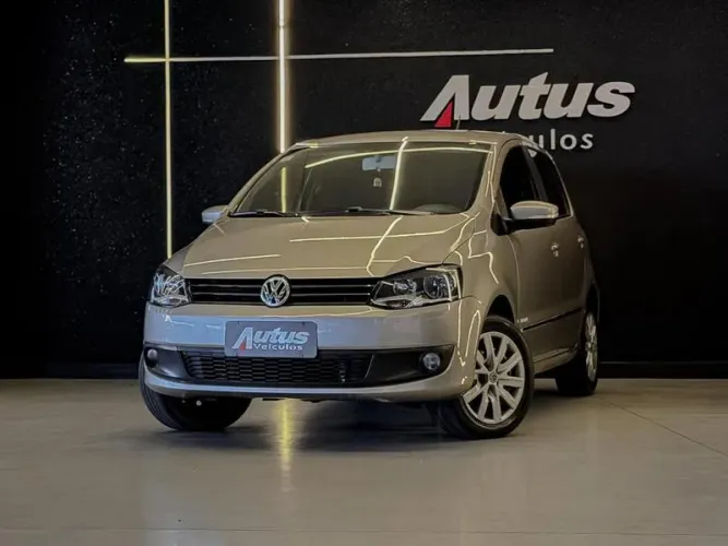Volkswagen Fox Highline I Motion 1.6 Flex 16V 5P 2014