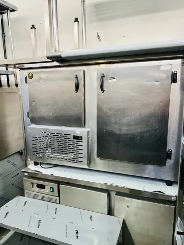 Balcão refrigerado Venâncio 02 portas