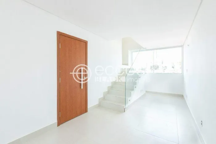 Apartamento à venda, 3 quartos, 1 suíte, 2 vagas, Salgado Filho - Belo Horizonte/MG