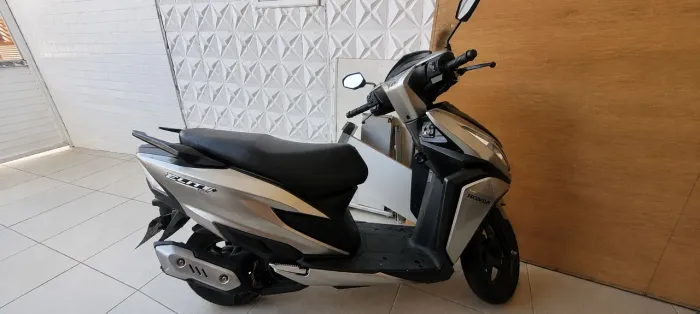 Honda Elite 125 - Pouquíssimo uso, praticamente nova