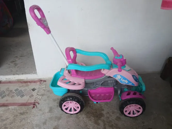Carrinho de passeio infantil